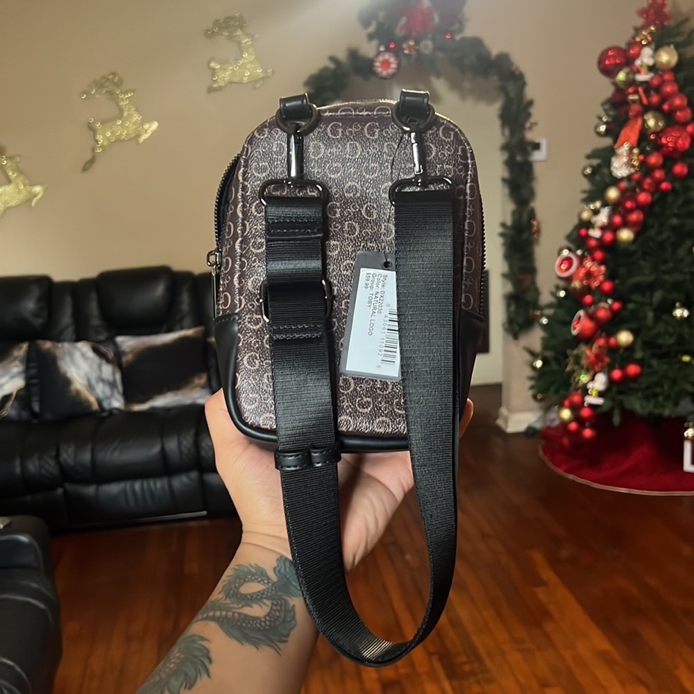 Guess bag - Picture 2 of 3